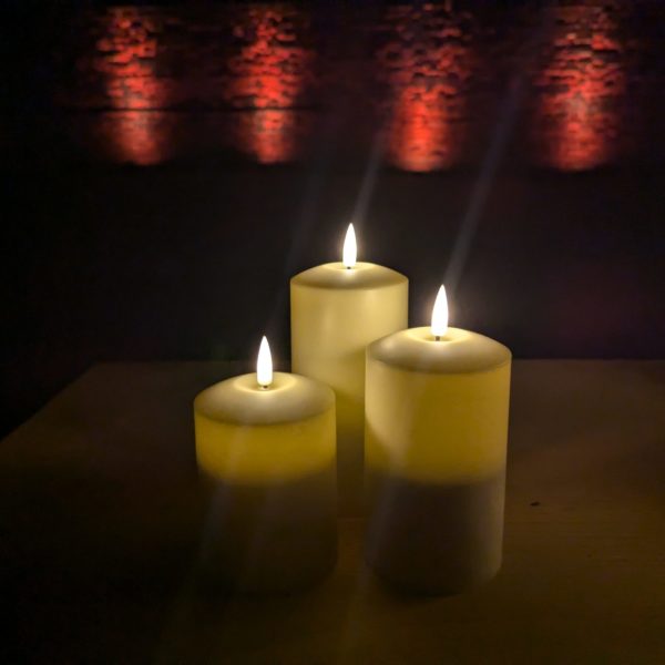 Hire LED Candles: Rainproof, battery powered, for outdoor use. Perfect for table settings, weddings, outdoor dining and special events.